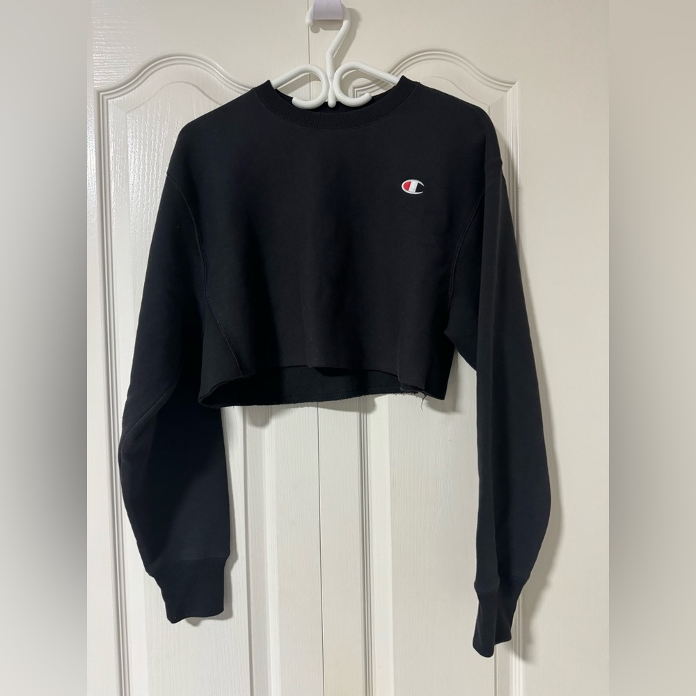 Cropped Champion Sweatshirt
